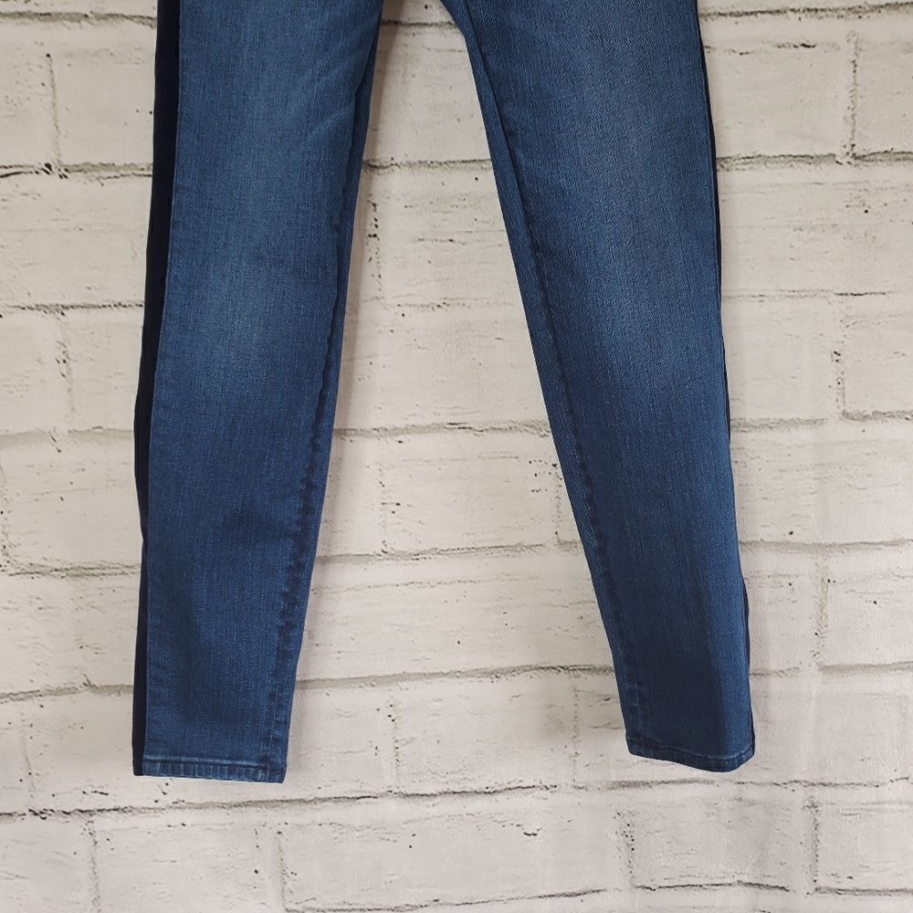 Madewell 9" high-Rise Skinny Jeans in Beattie Wash Velvet Tuxedo Stripe Edition - Picture 5 of 12